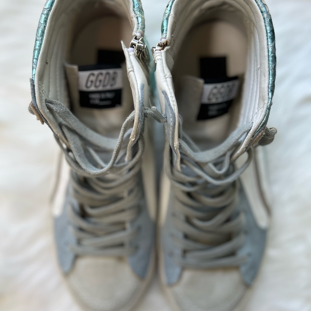 💫Size 40 Metalic Blue with Green star Slides EUC - Picture 2 of 8